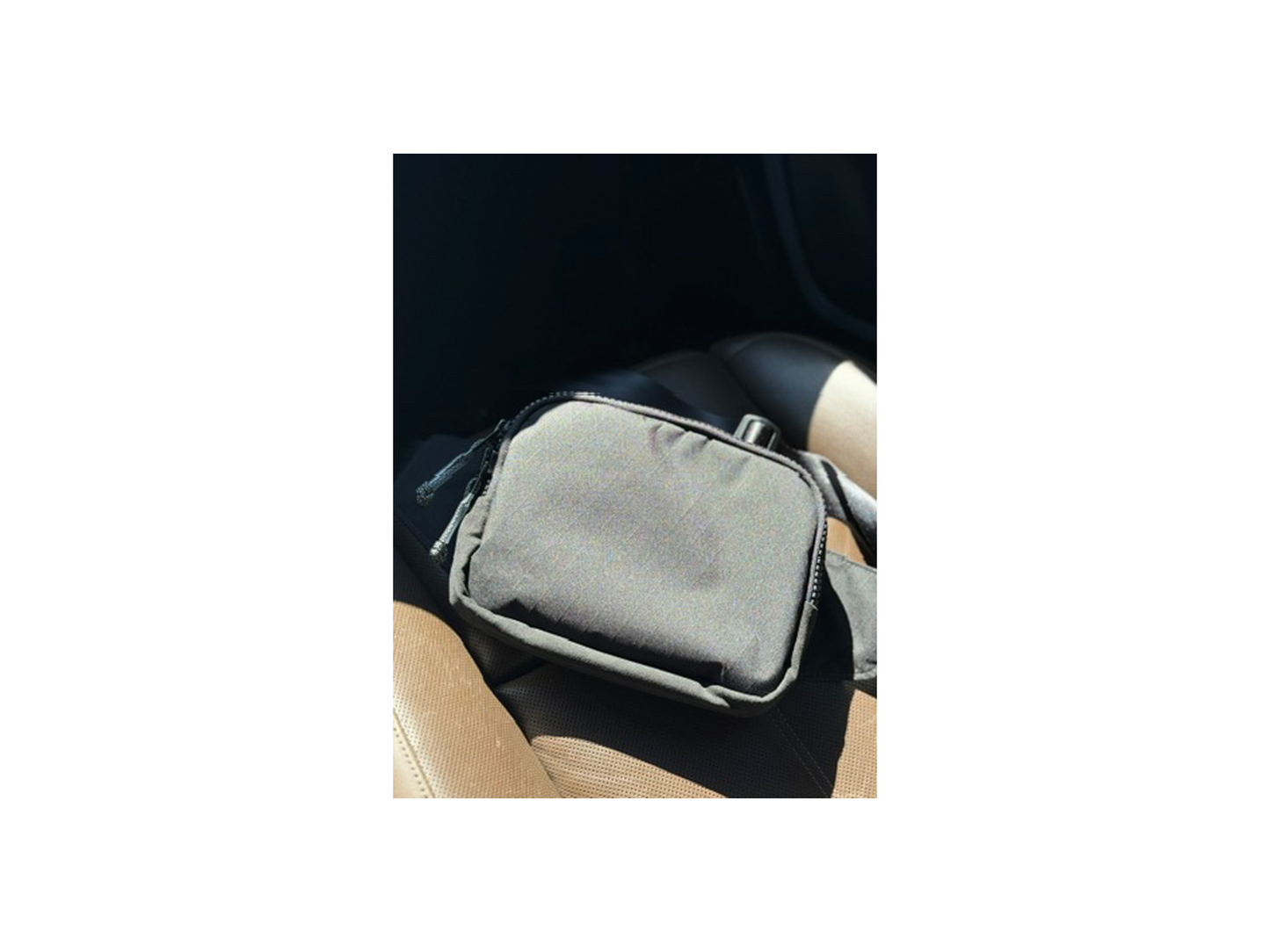 Ubivis 1.5L Crossbody/Belt Bag